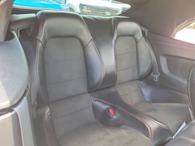 Certified 2017 Ford Mustang GT Premium RWD image 27