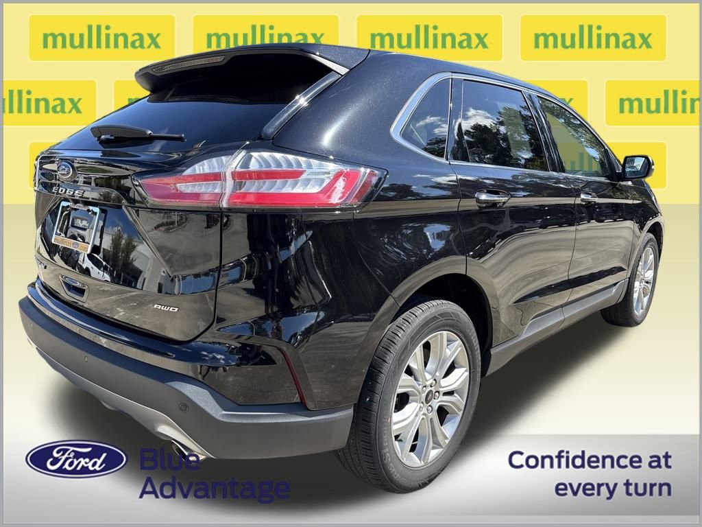 Certified 2024 Ford Edge Titanium image 3