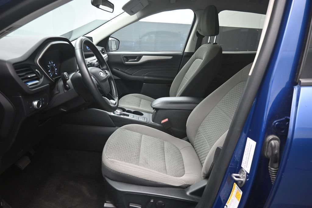 Certified 2022 Ford Escape SE w/ SE Sport Appearance Package AWD/4WD image 18