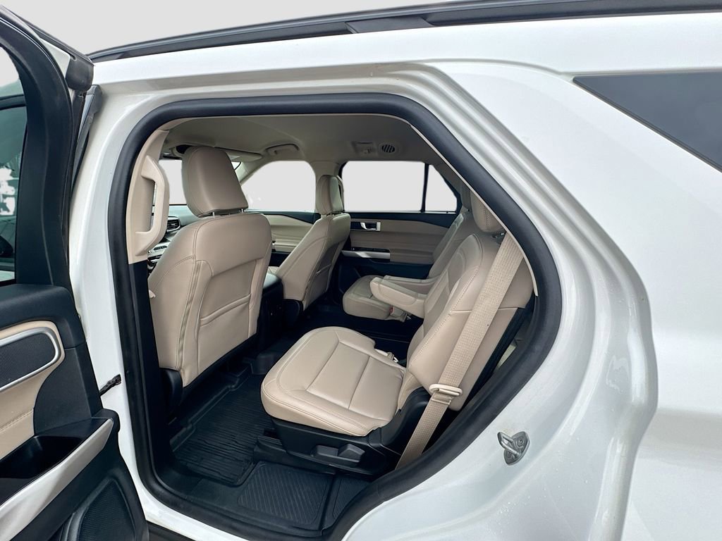 Certified 2023 Ford Explorer XLT w/ Equipment Group 202A image 18