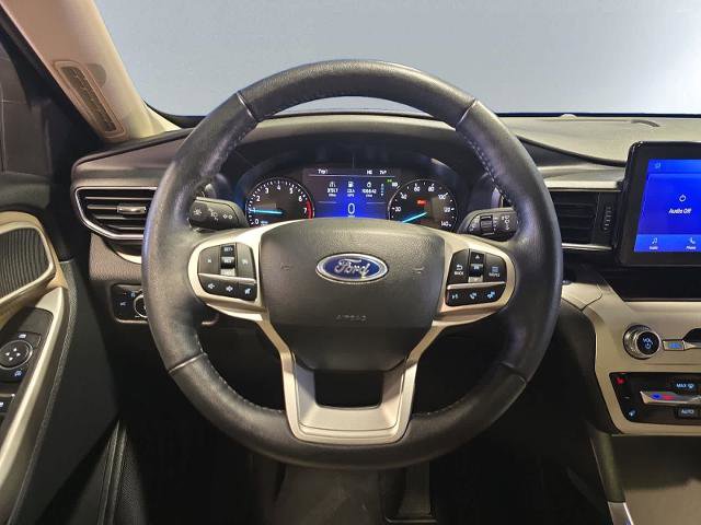Certified 2023 Ford Explorer XLT w/ Equipment Group 202A AWD/4WD image 16