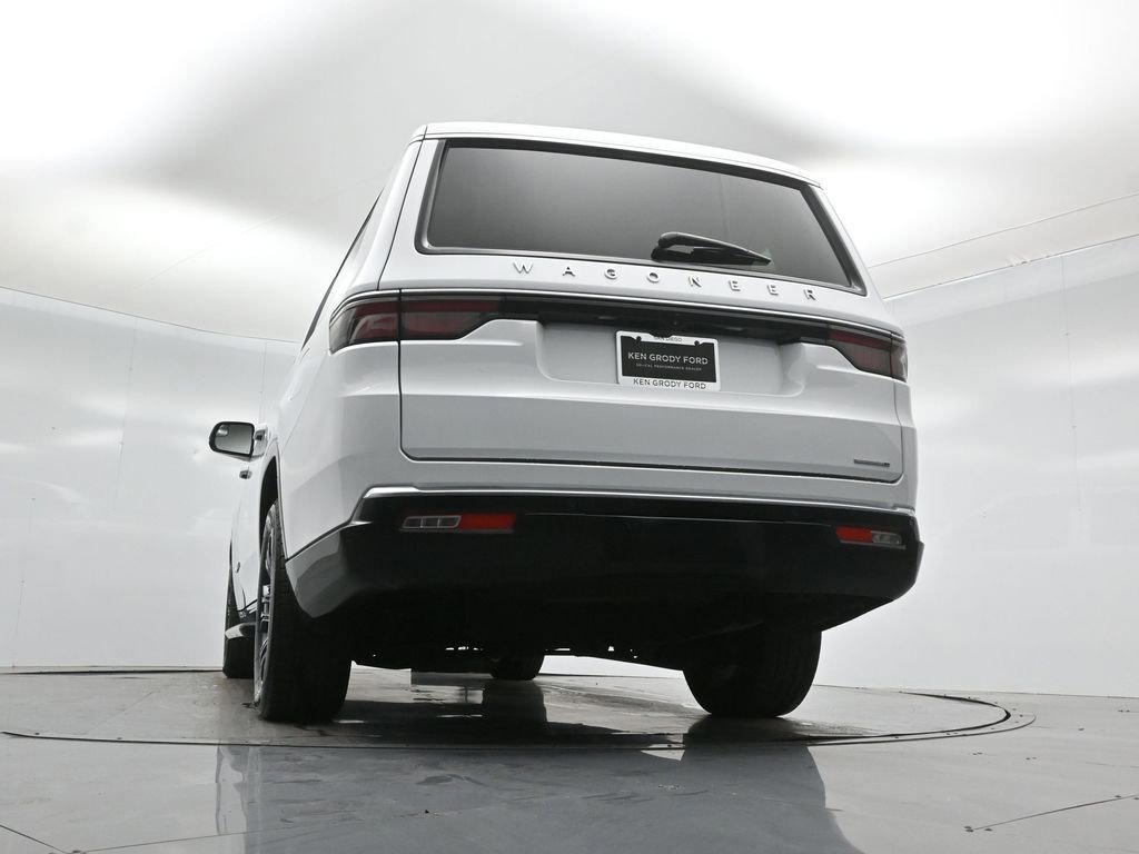 Used 2024 Jeep Wagoneer L Series II image 15