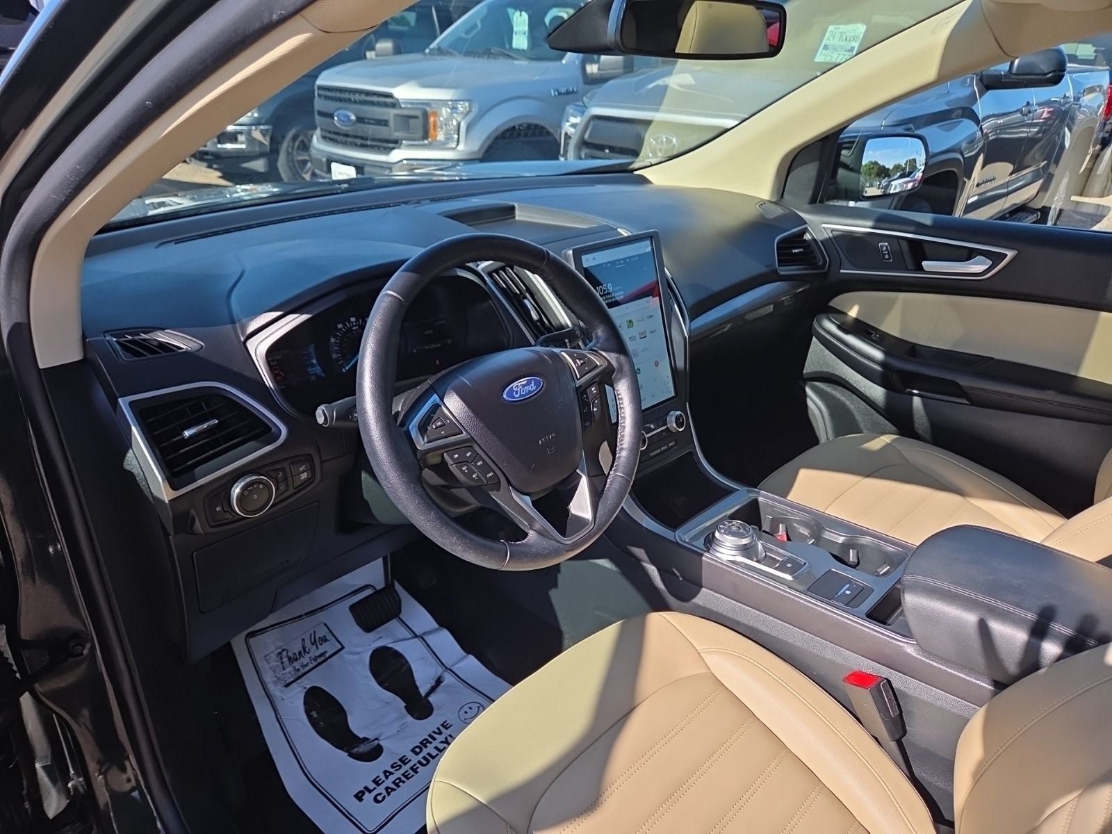 Certified 2023 Ford Edge SEL w/ Convenience Package AWD/4WD image 3
