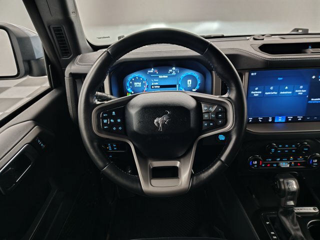 Certified 2025 Ford Bronco Outer Banks AWD/4WD image 40
