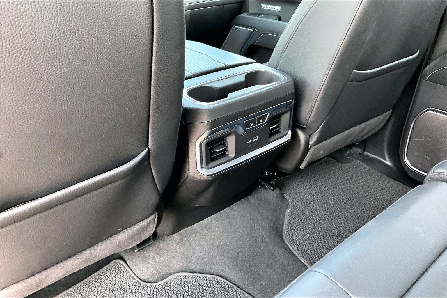Used 2025 GMC Sierra 1500 Denali w/ Technology Package AWD/4WD image 34