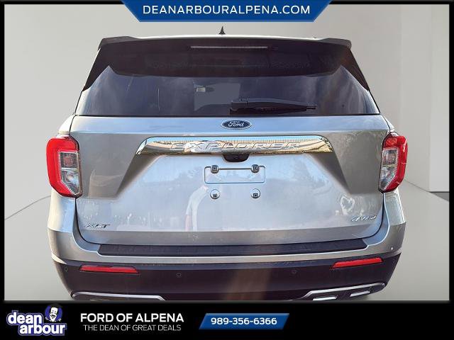 Certified 2023 Ford Explorer XLT w/ Equipment Group 202A AWD/4WD image 3
