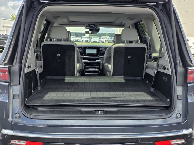 Used 2024 Jeep Wagoneer Series II w/ Premium Group I RWD image 31