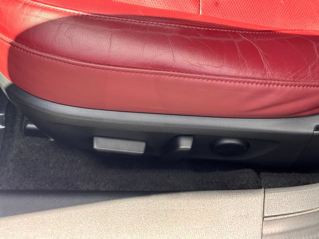 Used 2023 MAZDA MAZDA3 s FWD image 18