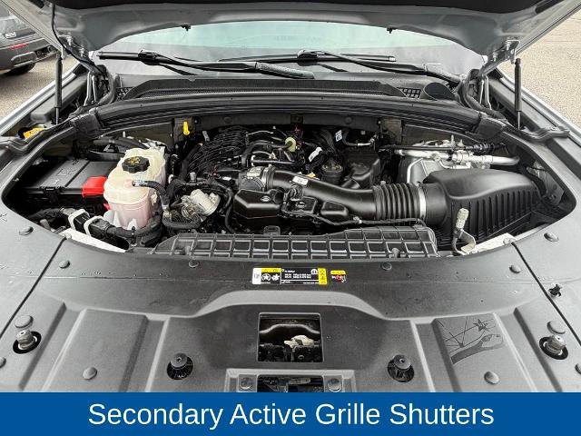 Used 2022 Jeep Grand Cherokee Laredo w/ Luxury Tech Group I AWD/4WD image 21