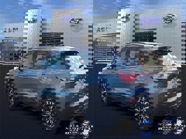 Certified 2022 Ford Escape SEL w/ SEL Stealth AWD Package image 4