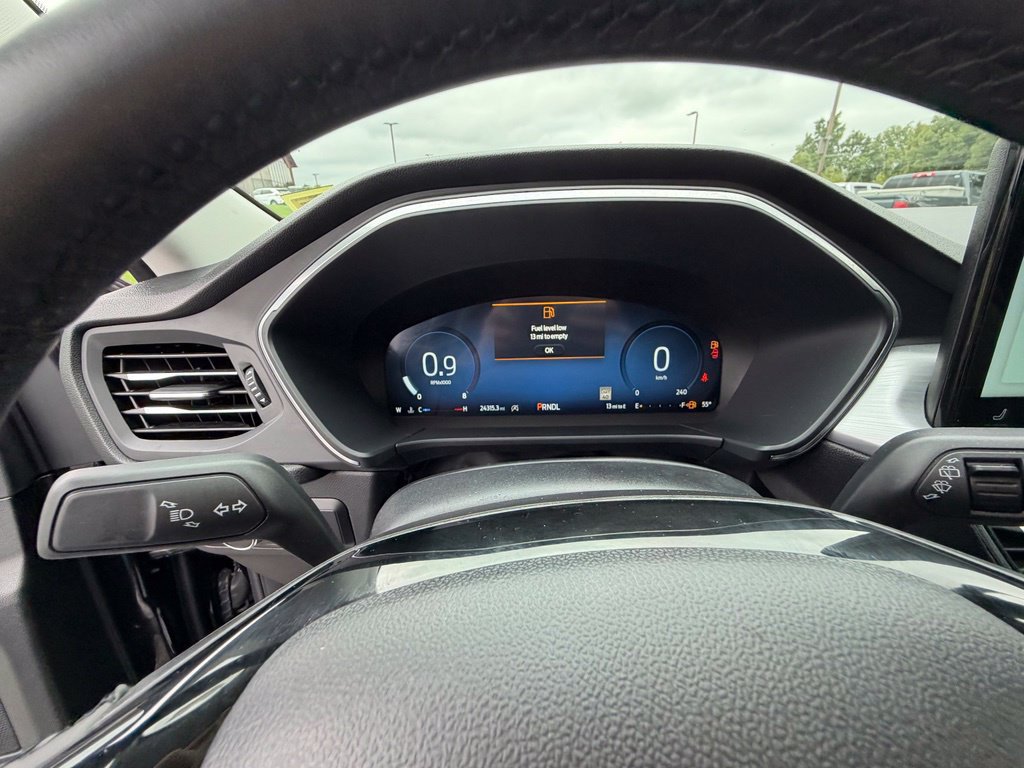 Certified 2025 Ford Escape Platinum AWD/4WD image 26