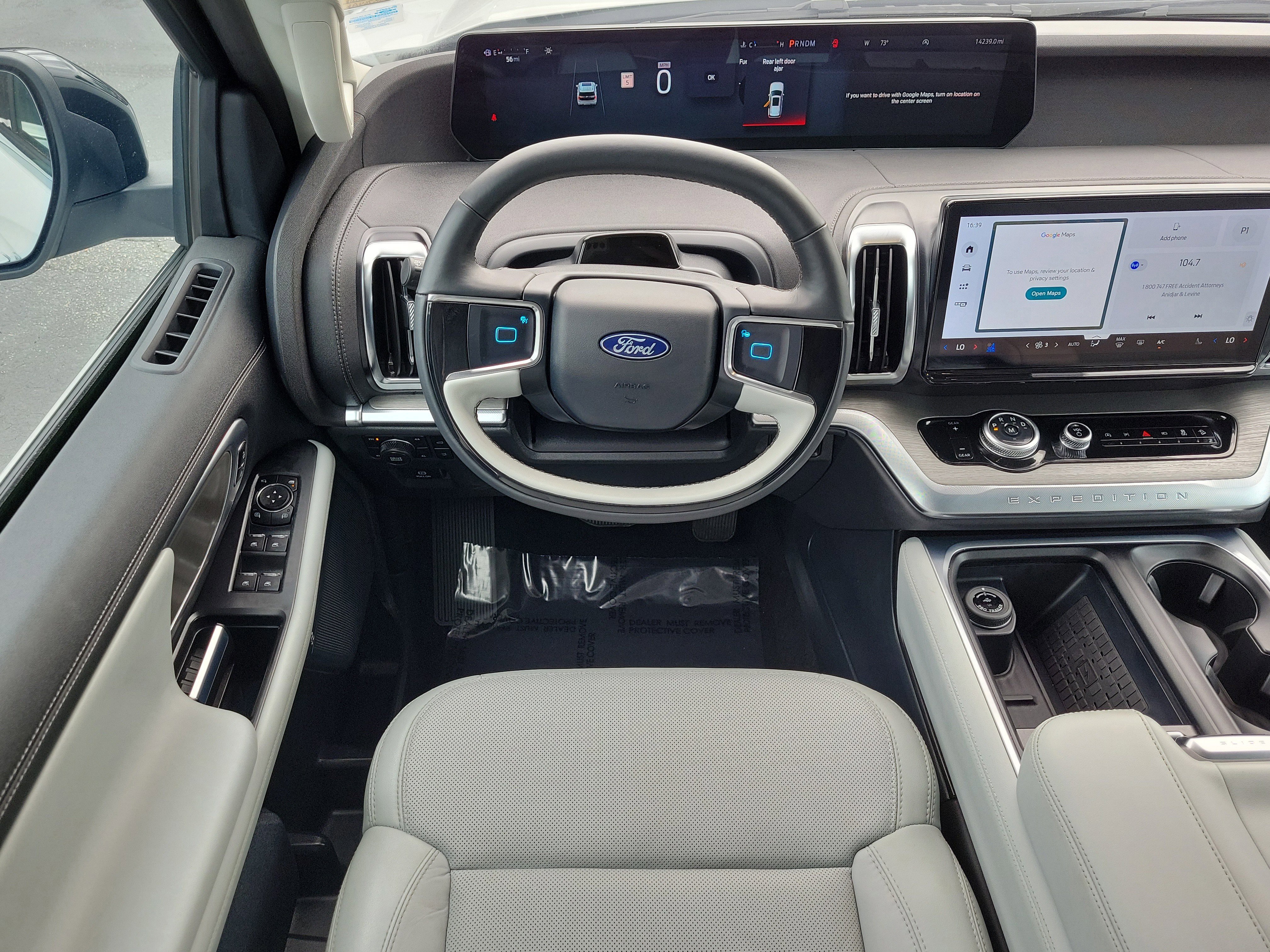 Certified 2025 Ford Expedition Platinum image 19