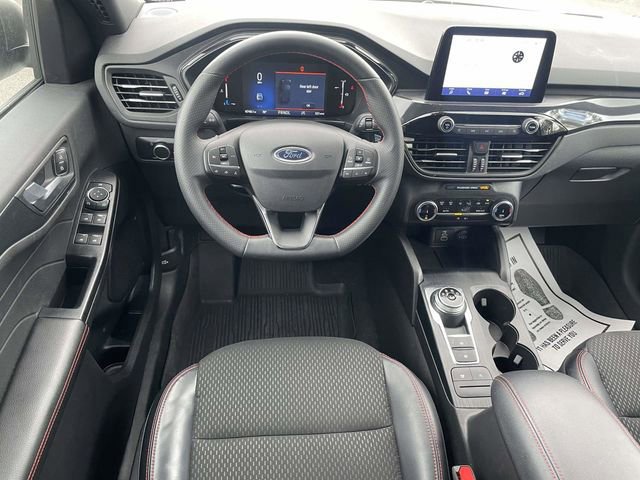 Certified 2025 Ford Escape ST-Line image 11