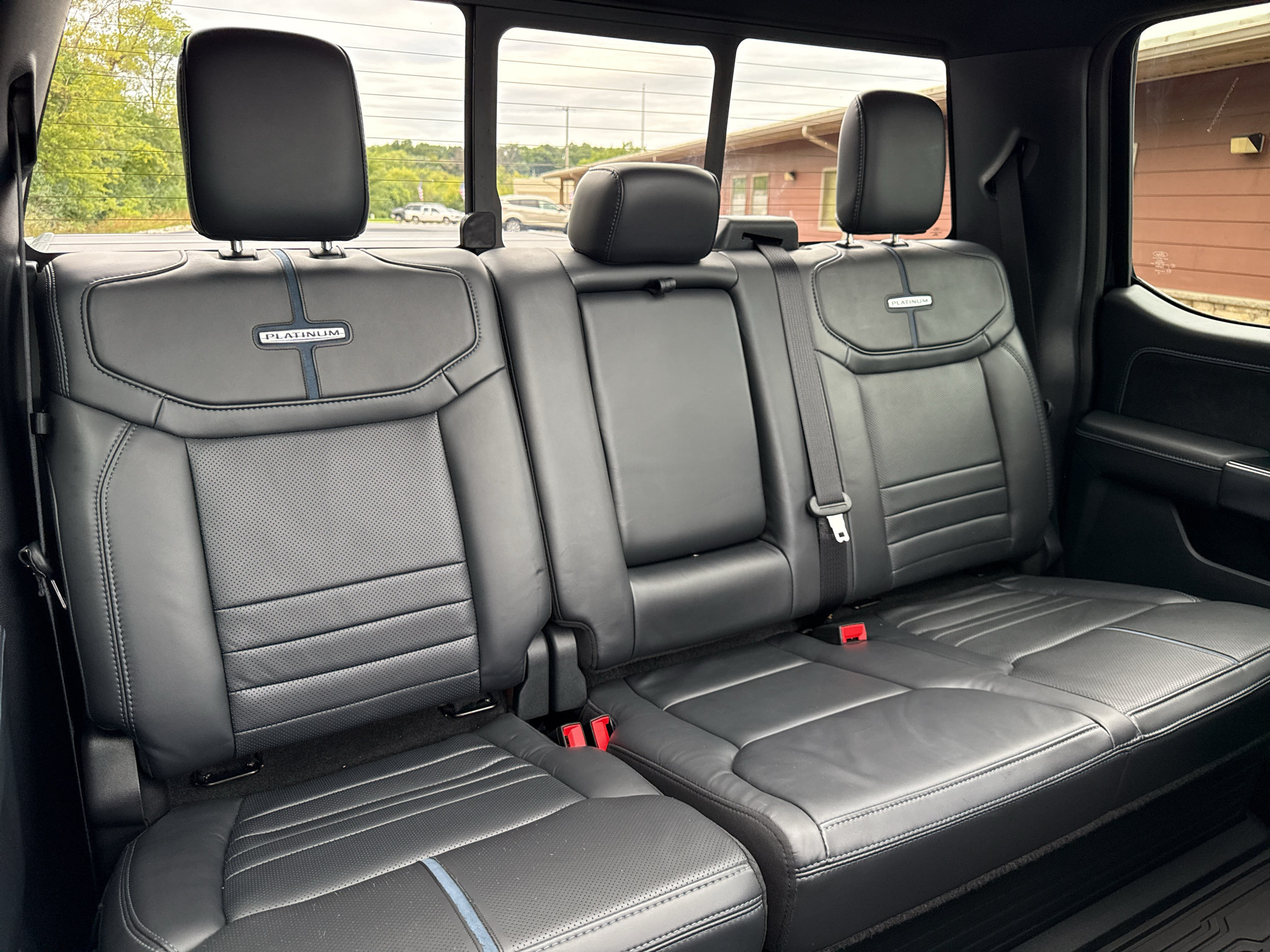 Certified 2025 Ford F150 Platinum w/ FX4 Off-Road Package AWD/4WD image 30