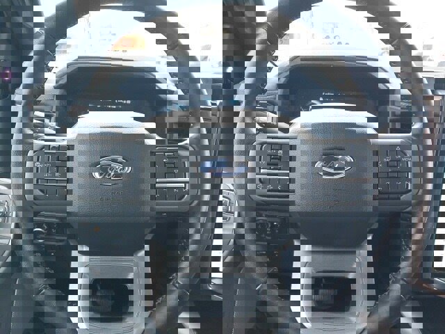 Certified 2022 Ford F150 Lightning Lariat w/ Equipment Group 511A High image 18