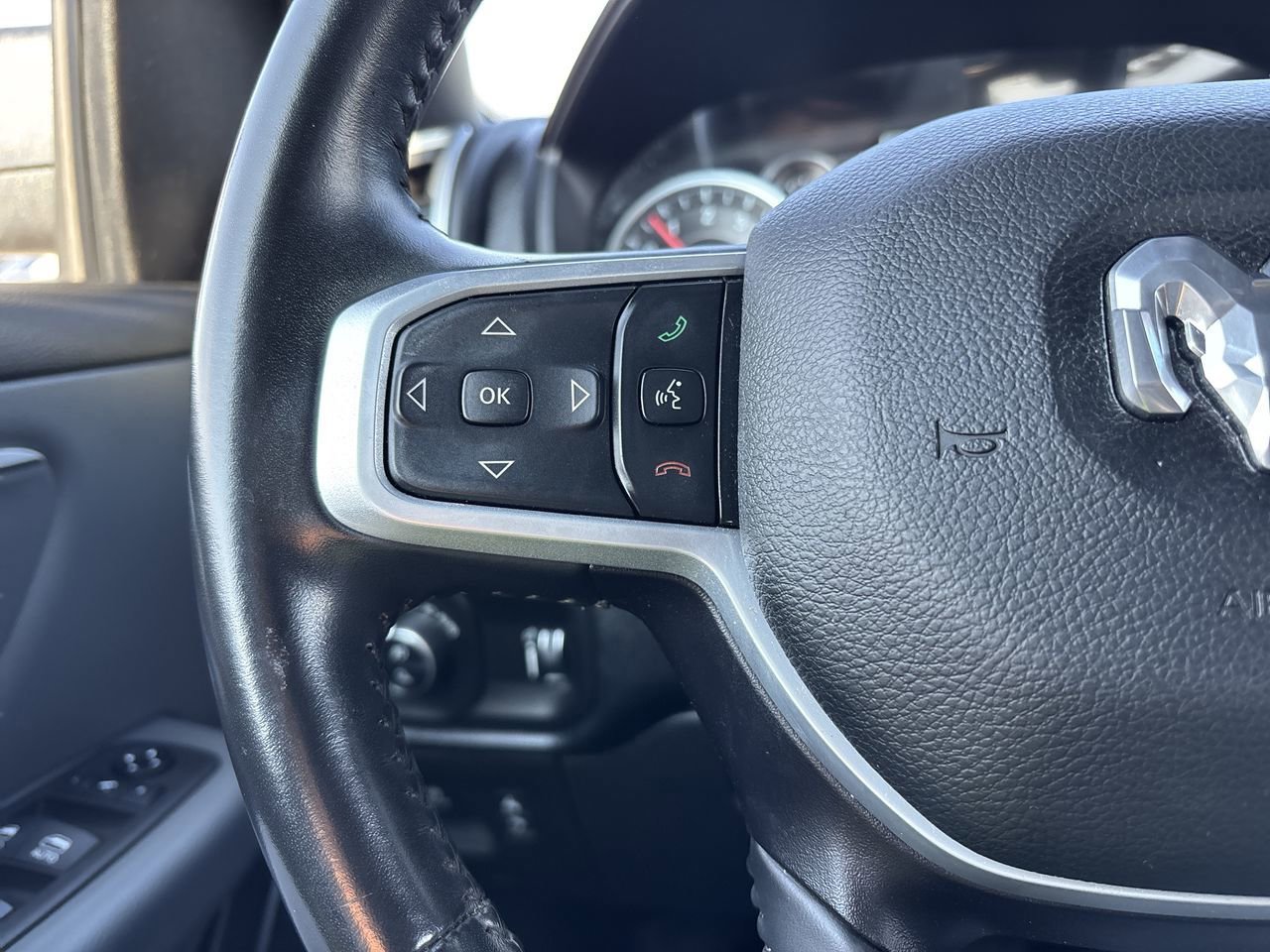 Used 2021 RAM 1500 Big Horn image 32