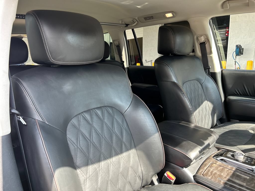 Used 2023 Nissan Armada Platinum w/ Captain's Chairs Package RWD image 16