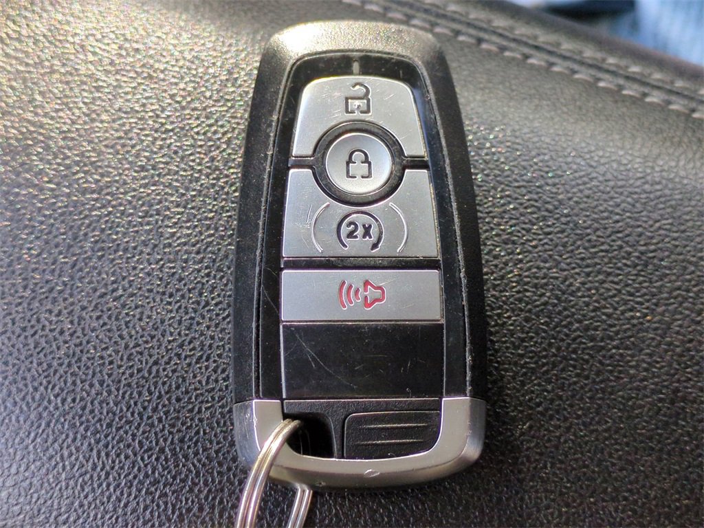 Certified 2022 Ford Escape SE w/ Cold Weather Package image 28