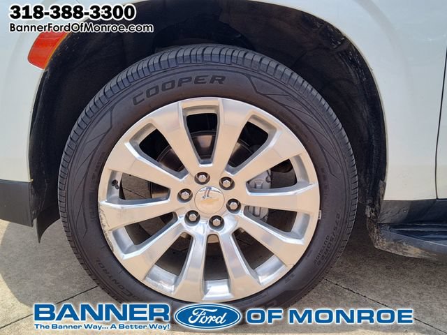 Used 2023 Chevrolet Tahoe Premier AWD/4WD image 14