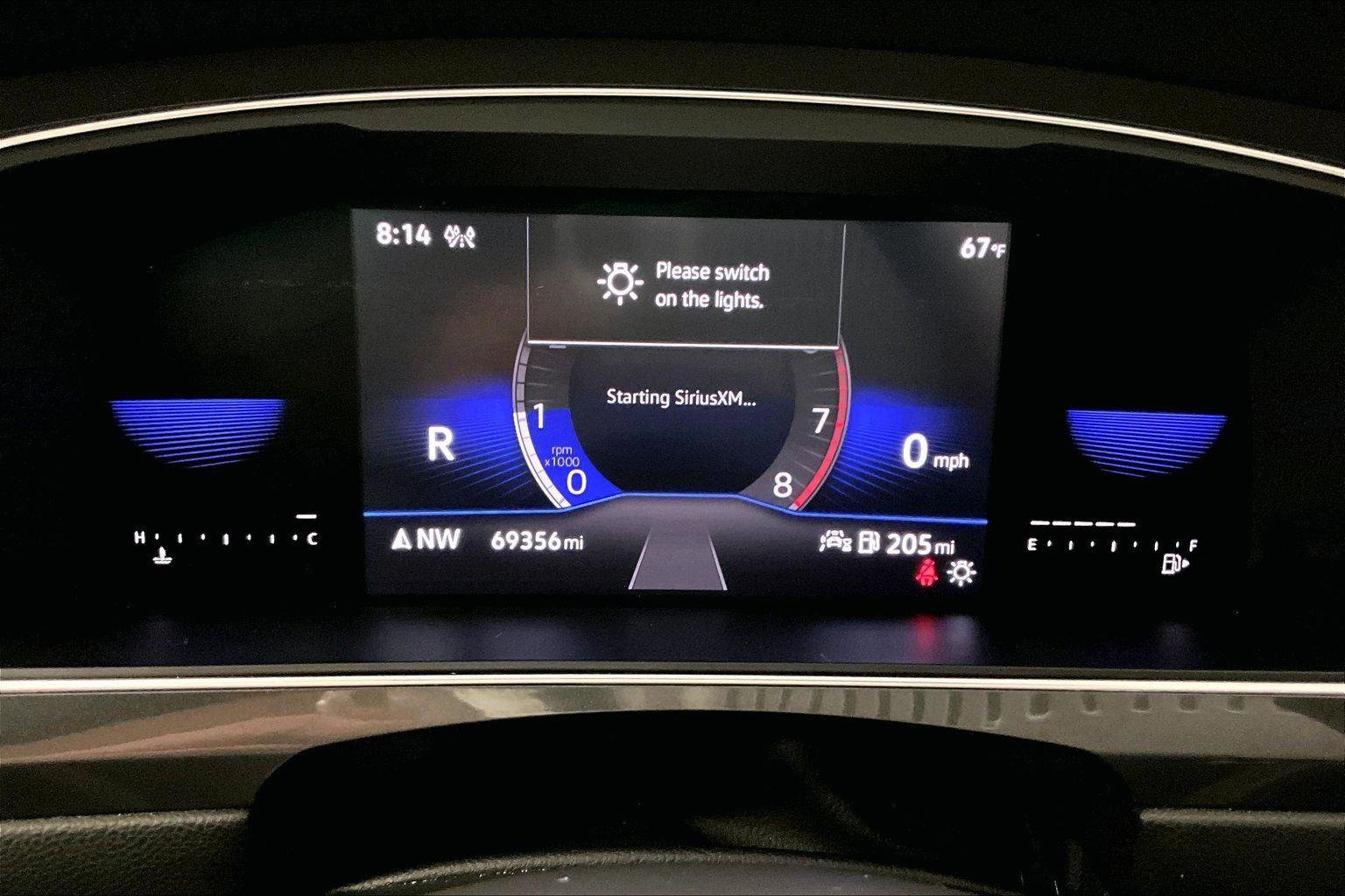 Used 2022 Volkswagen Tiguan SE image 19