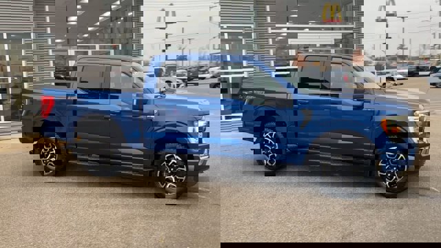 Certified 2022 Ford F150 XLT w/ Equipment Group 302A High image 3