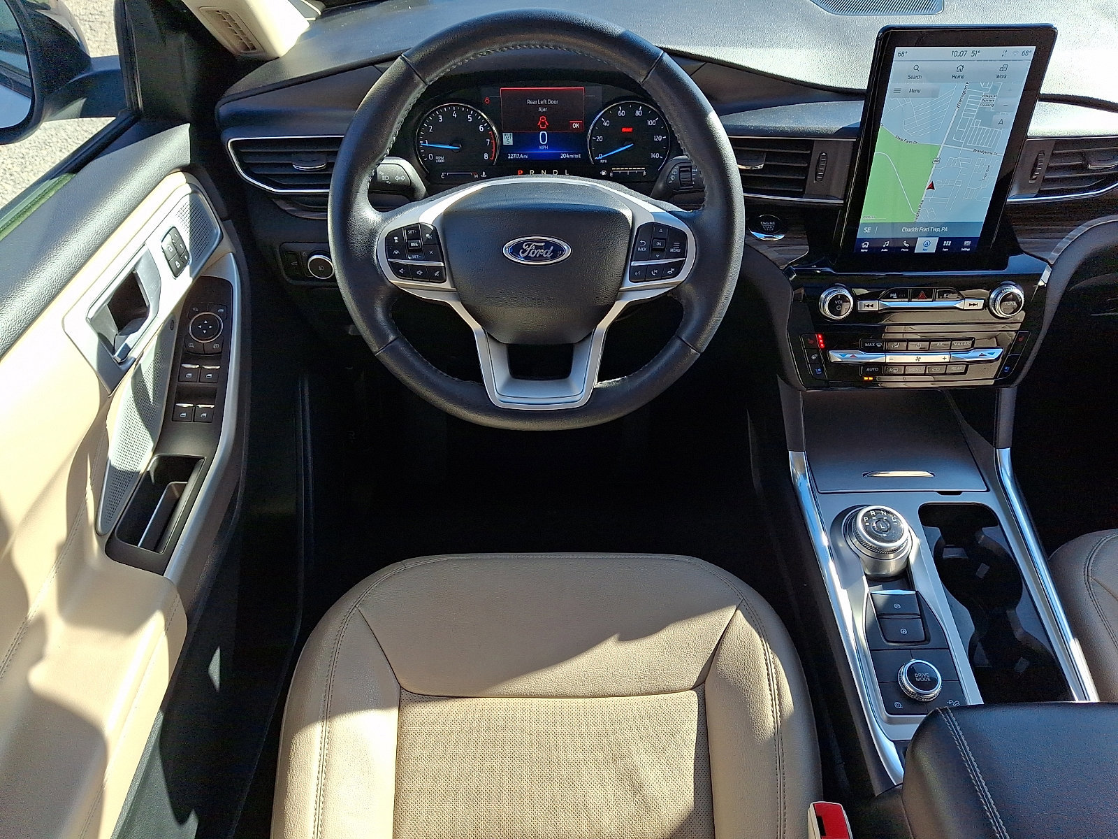 Certified 2023 Ford Explorer Limited w/ Limited Technology Package image 14