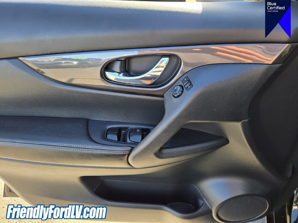 Used 2019 Nissan Rogue SV FWD image 20