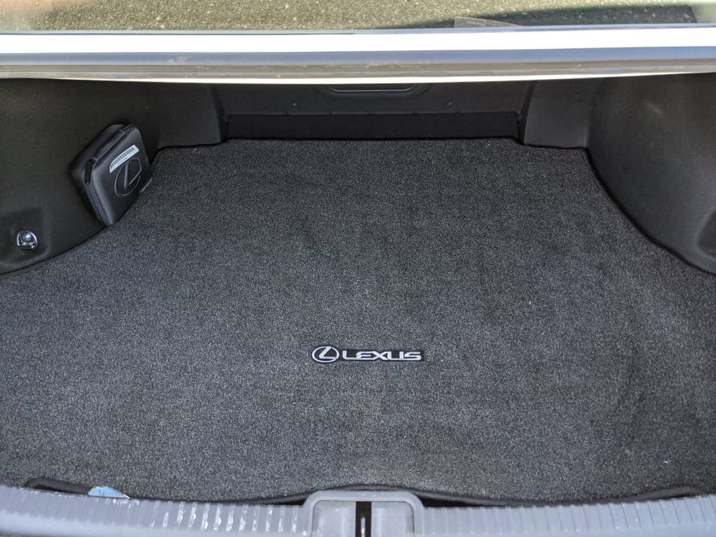 Used 2024 Lexus ES 300h F Sport w/ Accessory Package (Z2) FWD image 18