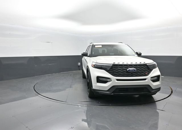 Certified 2022 Ford Explorer ST w/ Equipment Group 401A image 2