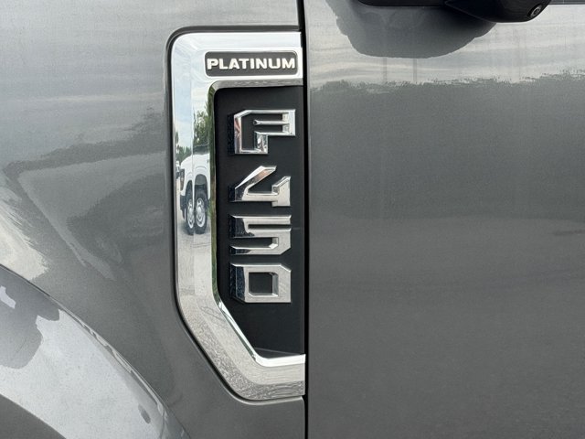 Certified 2022 Ford F450 Platinum w/ FX4 Off-Road Package AWD/4WD image 15