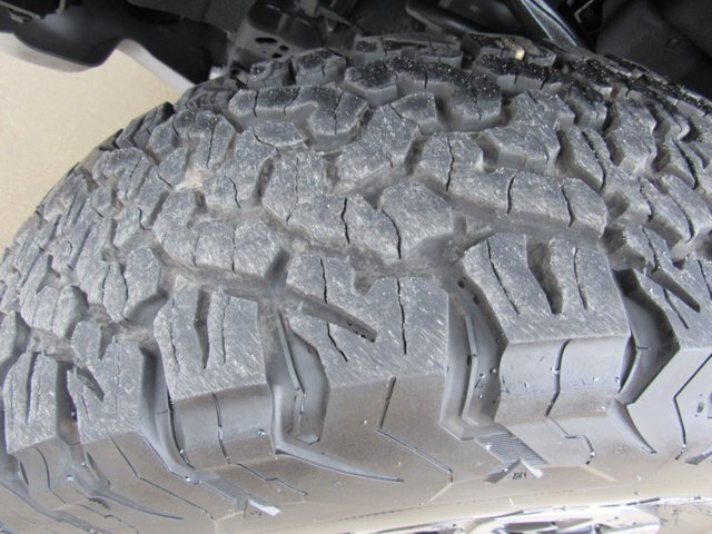 Certified 2024 Ford Bronco Raptor w/ Interior Carbon Fiber Pack 6 AWD/4WD image 14