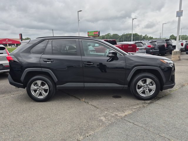 Used 2023 Toyota RAV4 XLE FWD image 3
