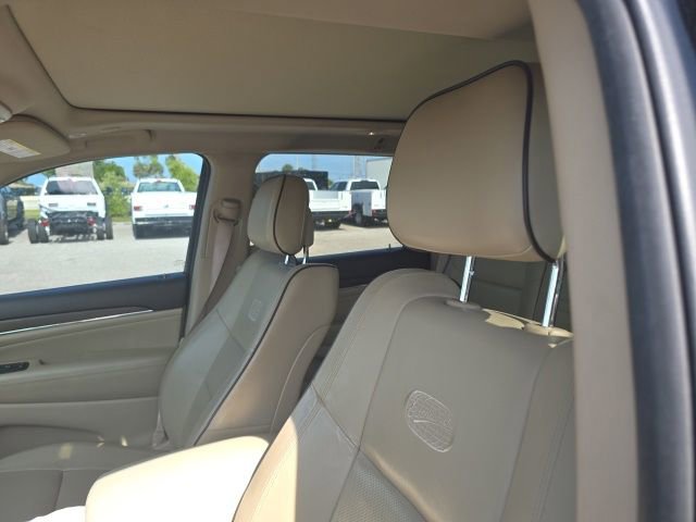 Used 2018 Jeep Grand Cherokee Overland RWD image 7