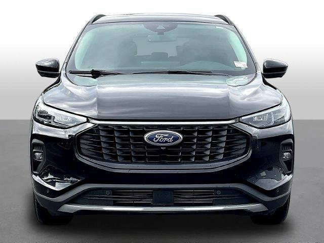 Certified 2024 Ford Escape Platinum AWD/4WD image 2
