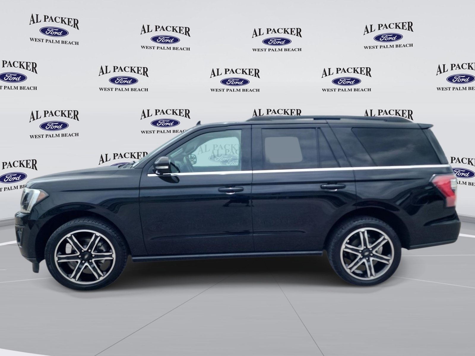 Certified 2019 Ford Expedition Limited w/ Equipment Group 303A RWD image 2