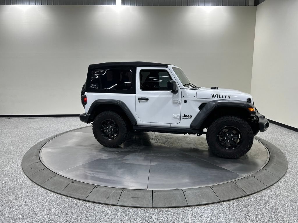 Used 2024 Jeep Wrangler Sport AWD/4WD image 6