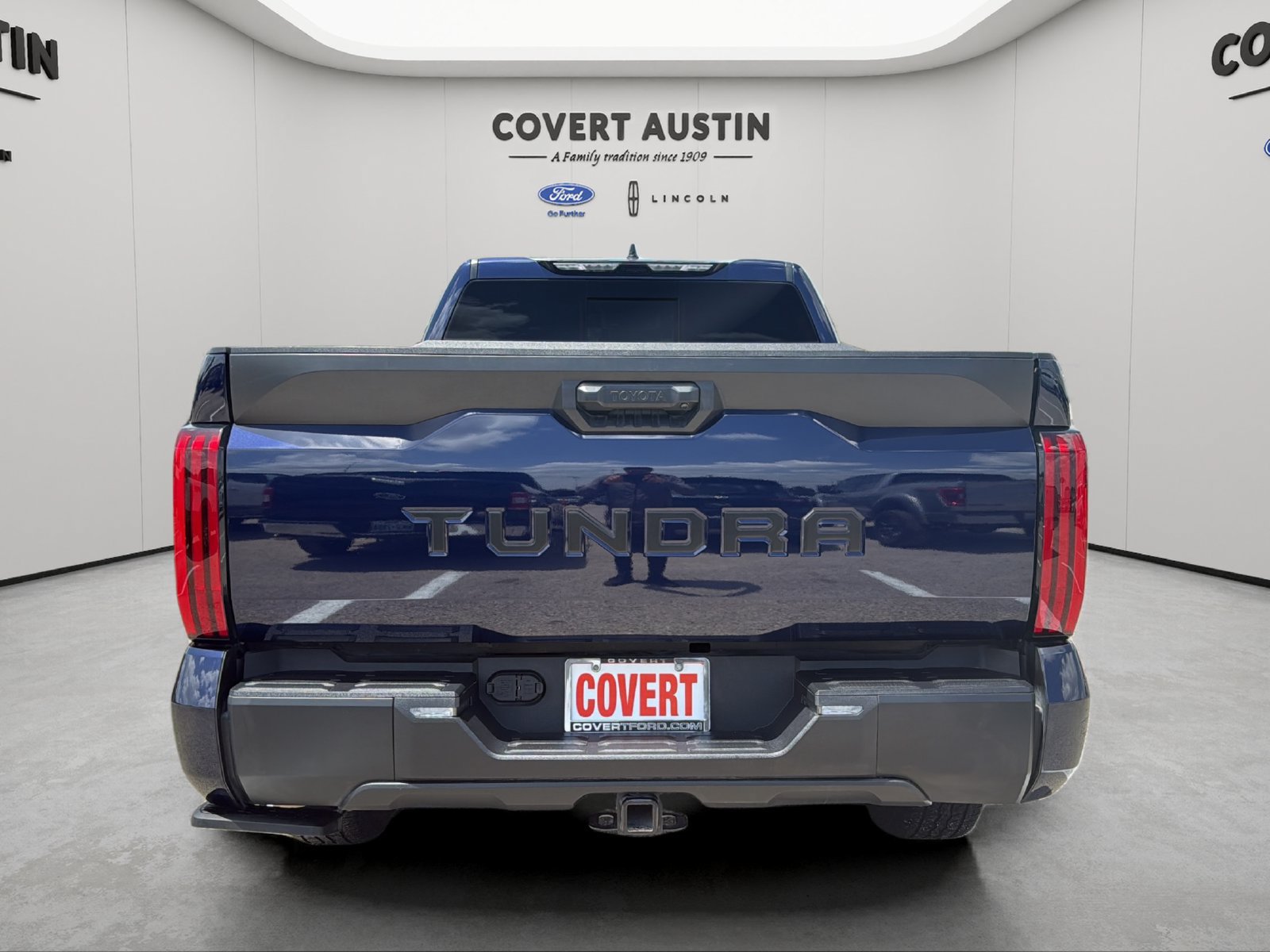Used 2022 Toyota Tundra SR5 RWD image 4