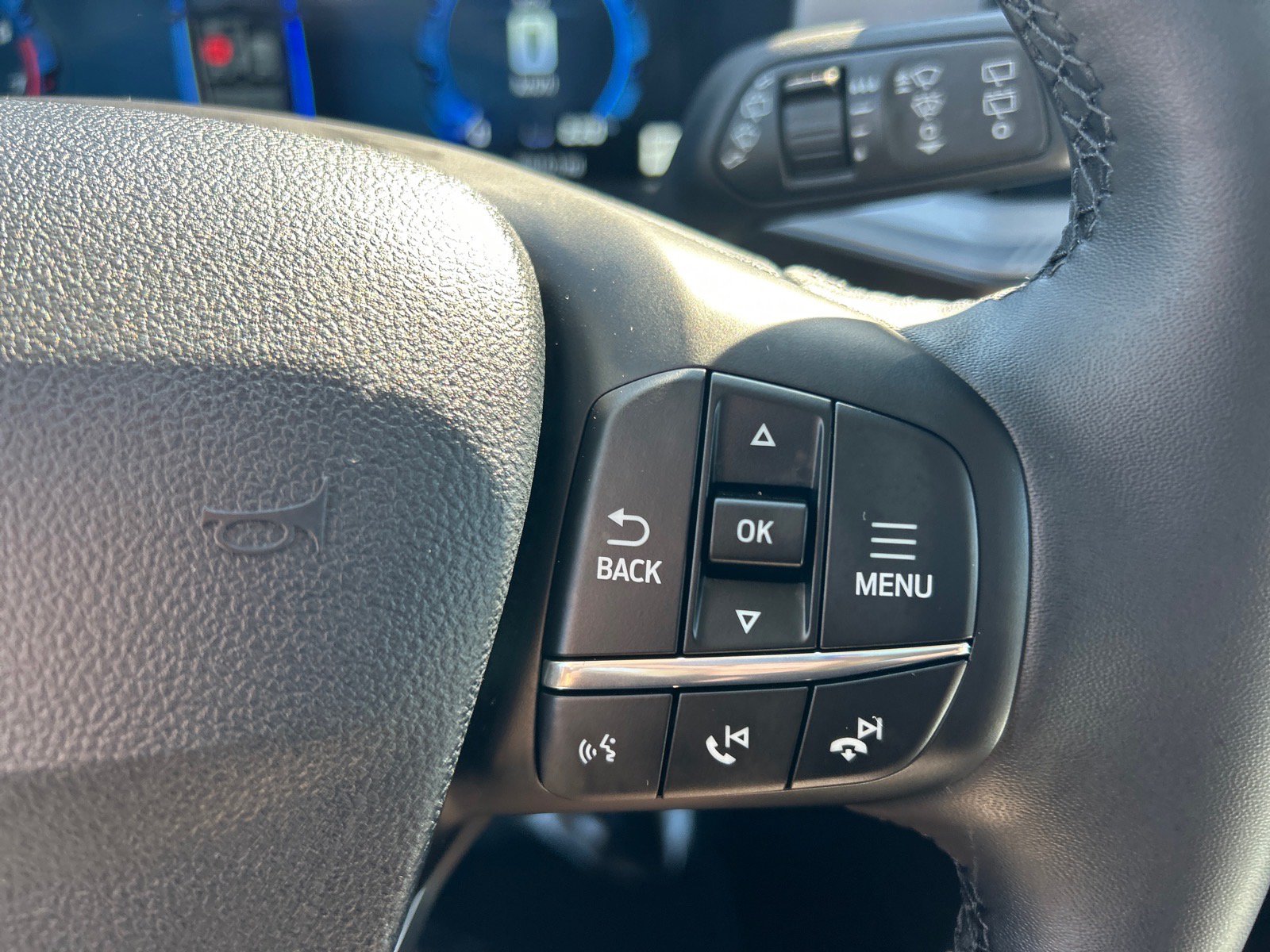 Certified 2025 Ford Bronco Sport Outer Banks w/ Outer Banks Tech Package+ AWD/4WD image 24