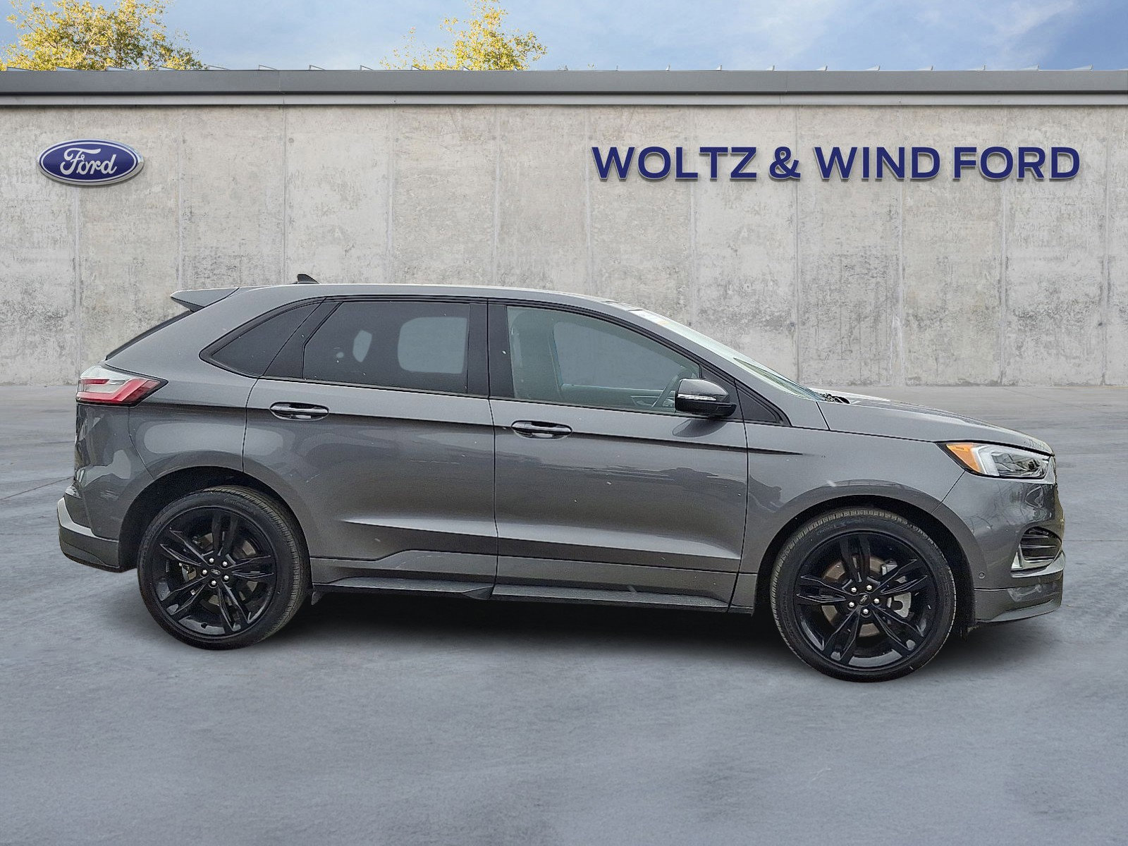 Certified 2024 Ford Edge ST w/ Equipment Group 401A image 2