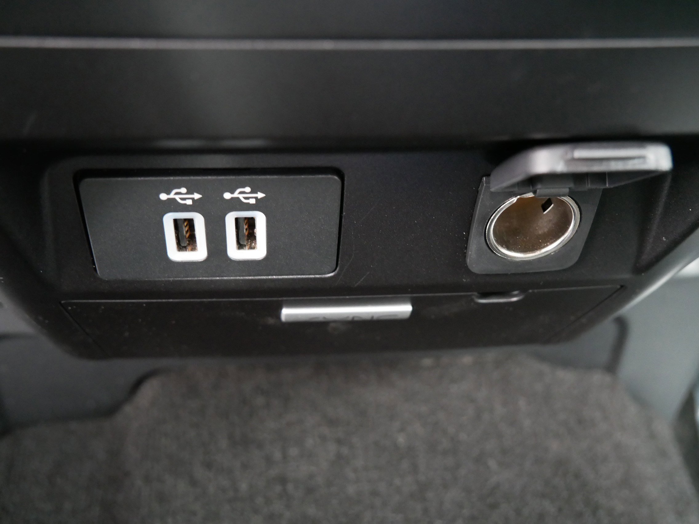 Certified 2018 Ford F150 XLT w/ Equipment Group 302A Luxury image 34