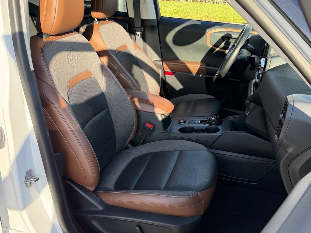 Certified 2021 Ford Bronco Sport Outer Banks w/ Outer Banks Package AWD/4WD image 17
