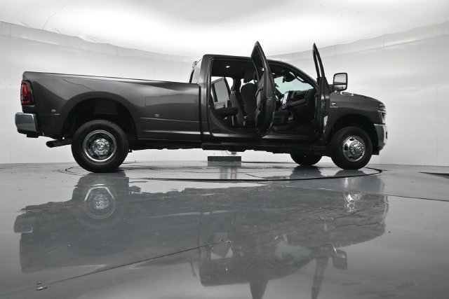 Used 2026 RAM 3500 Tradesman AWD/4WD image 50