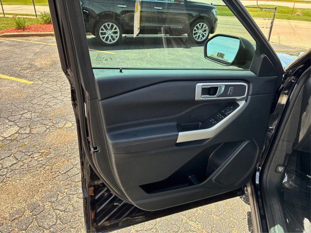 Certified 2023 Ford Explorer XLT AWD/4WD image 18