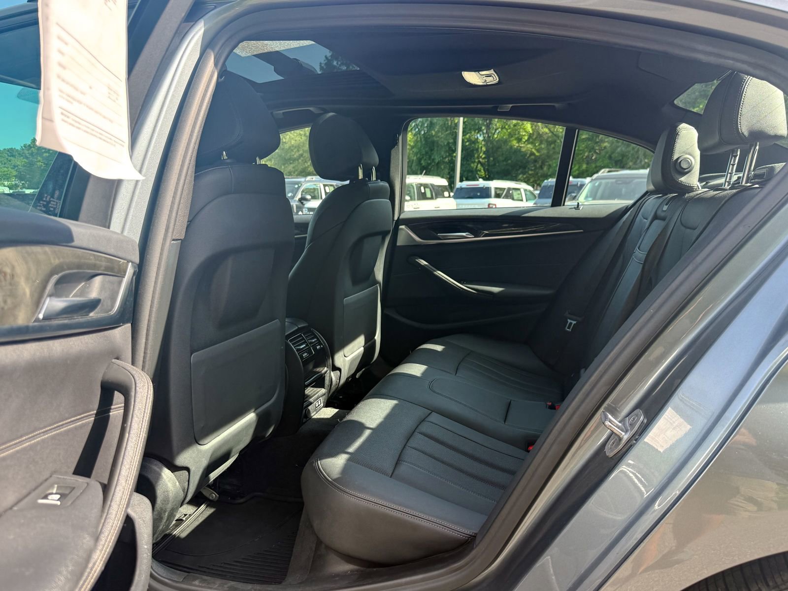 Used 2021 BMW 530i xDrive w/ M Sport Package AWD/4WD image 19
