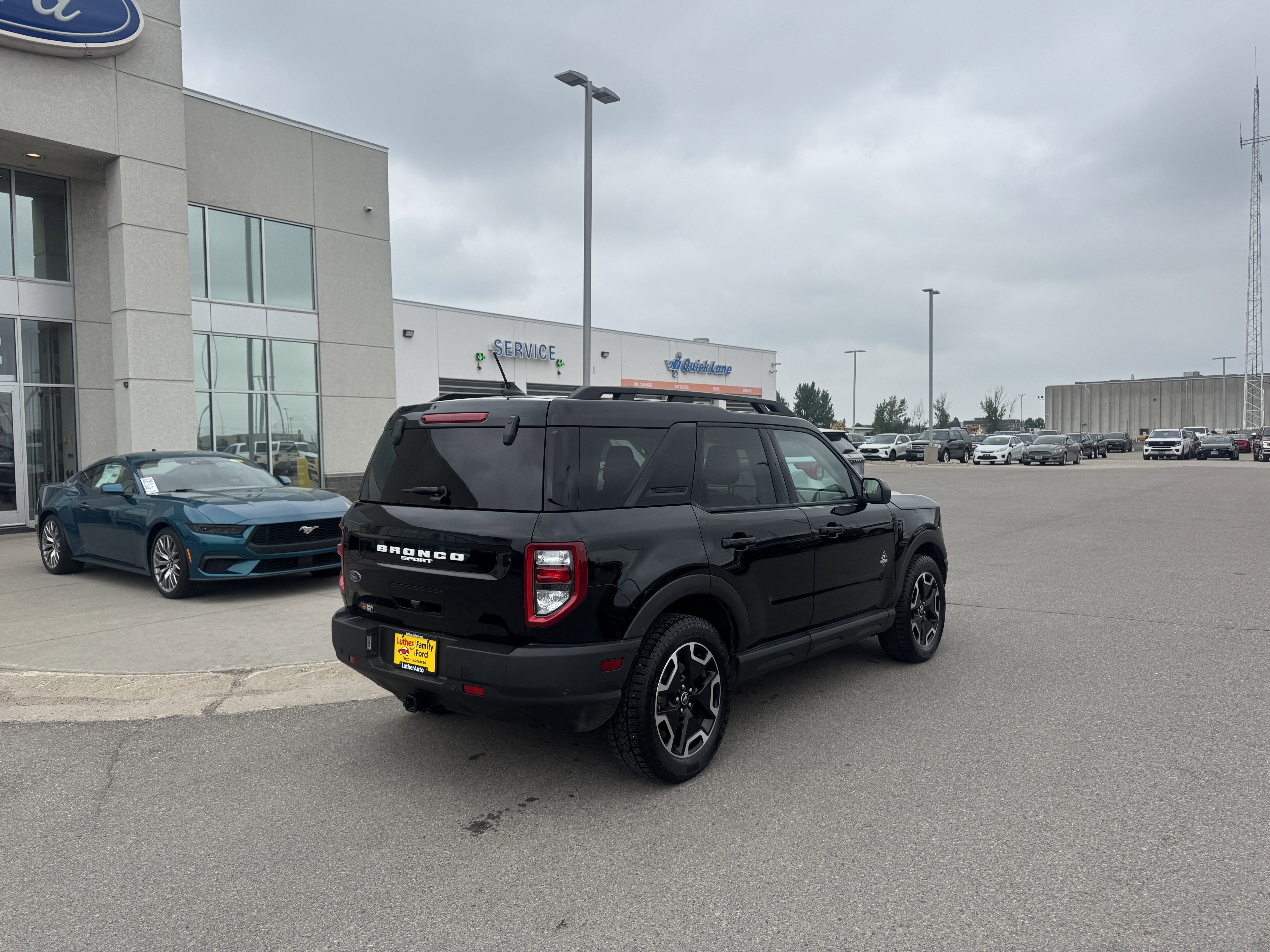 Certified 2022 Ford Bronco Sport Outer Banks AWD/4WD image 12