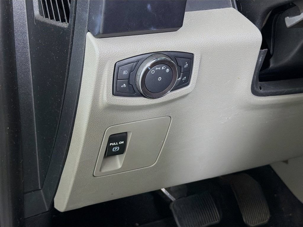 Certified 2019 Ford F150 XL w/ Equipment Group 101A Mid RWD image 13