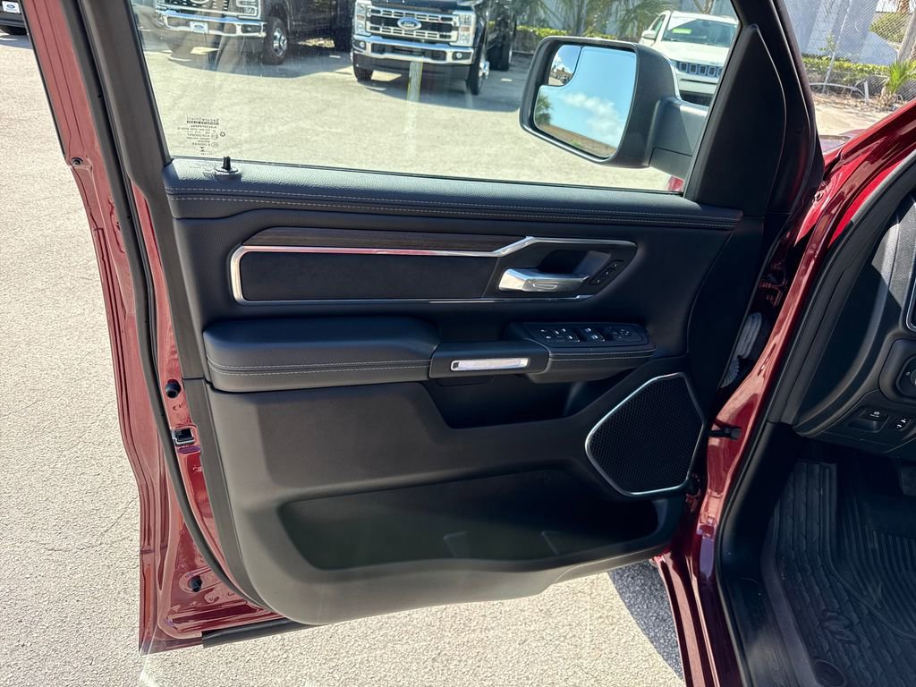 Used 2025 RAM 1500 Laramie image 13