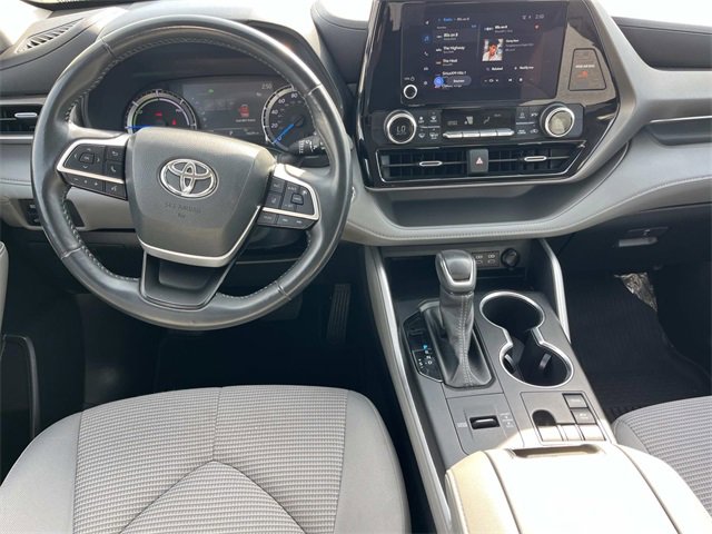 Used 2023 Toyota Highlander LE image 14