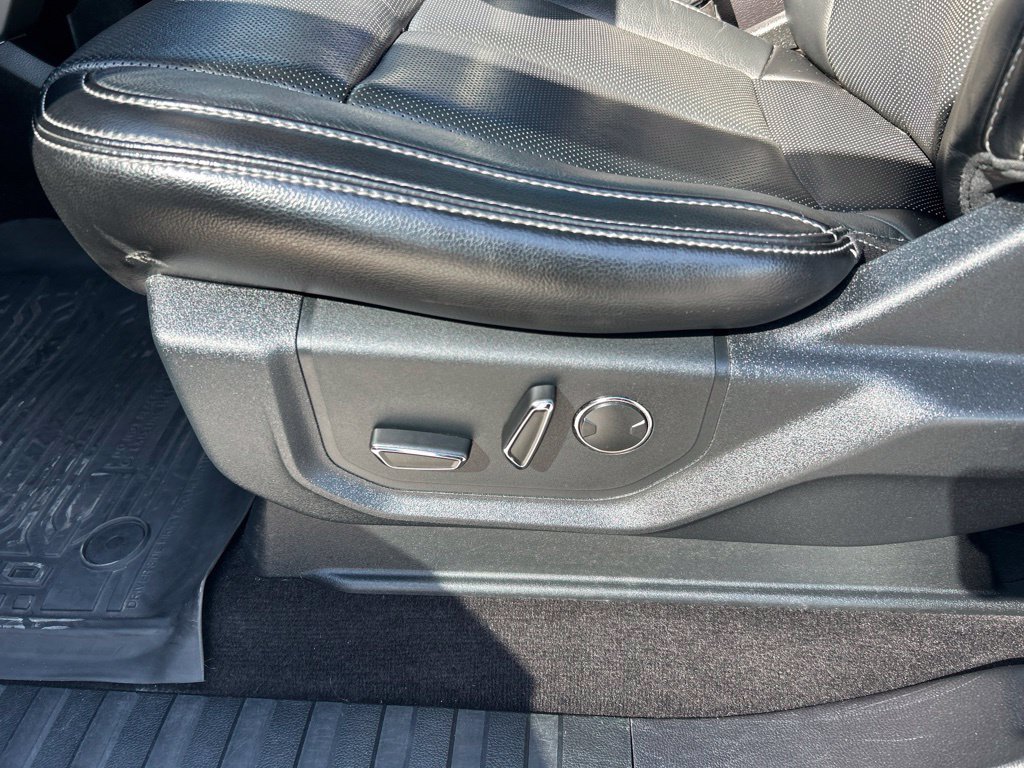 Certified 2018 Ford F150 Lariat w/ Equipment Group 502A Luxury AWD/4WD image 10