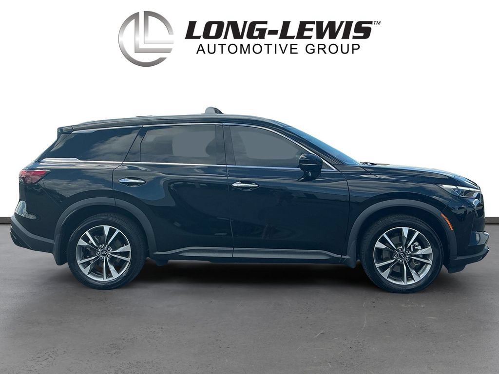 Used 2023 INFINITI QX60 Luxe w/ Cargo Package FWD image 8